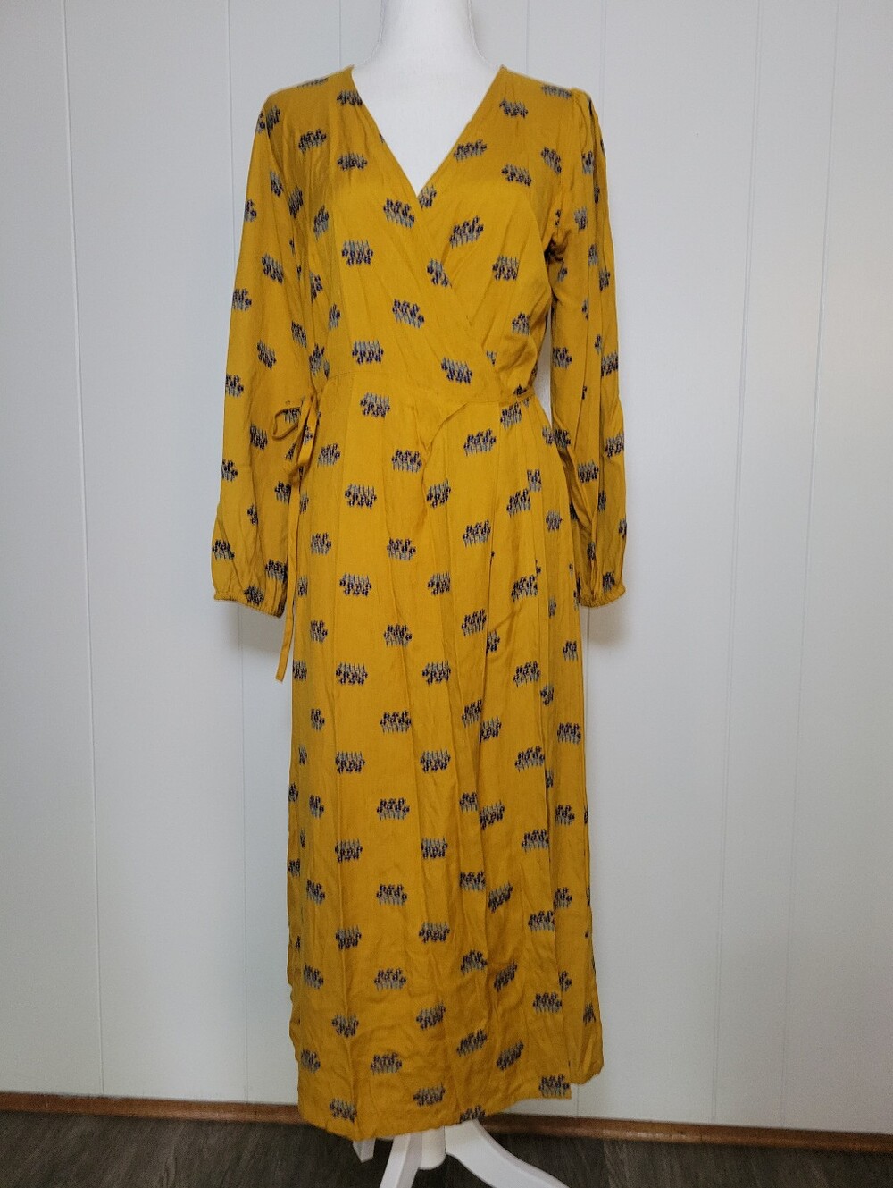 Compania Fantastica Aster Print Wrap Dress Midi Mustard Floral Modcloth NWOT M - Picture 5 of 12